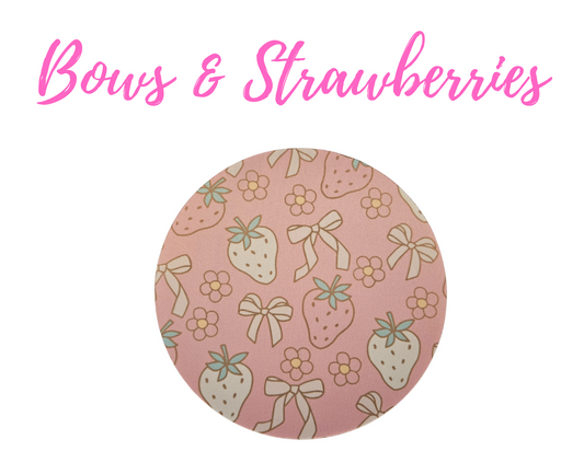 Bows & Strawberries Mouse Pad